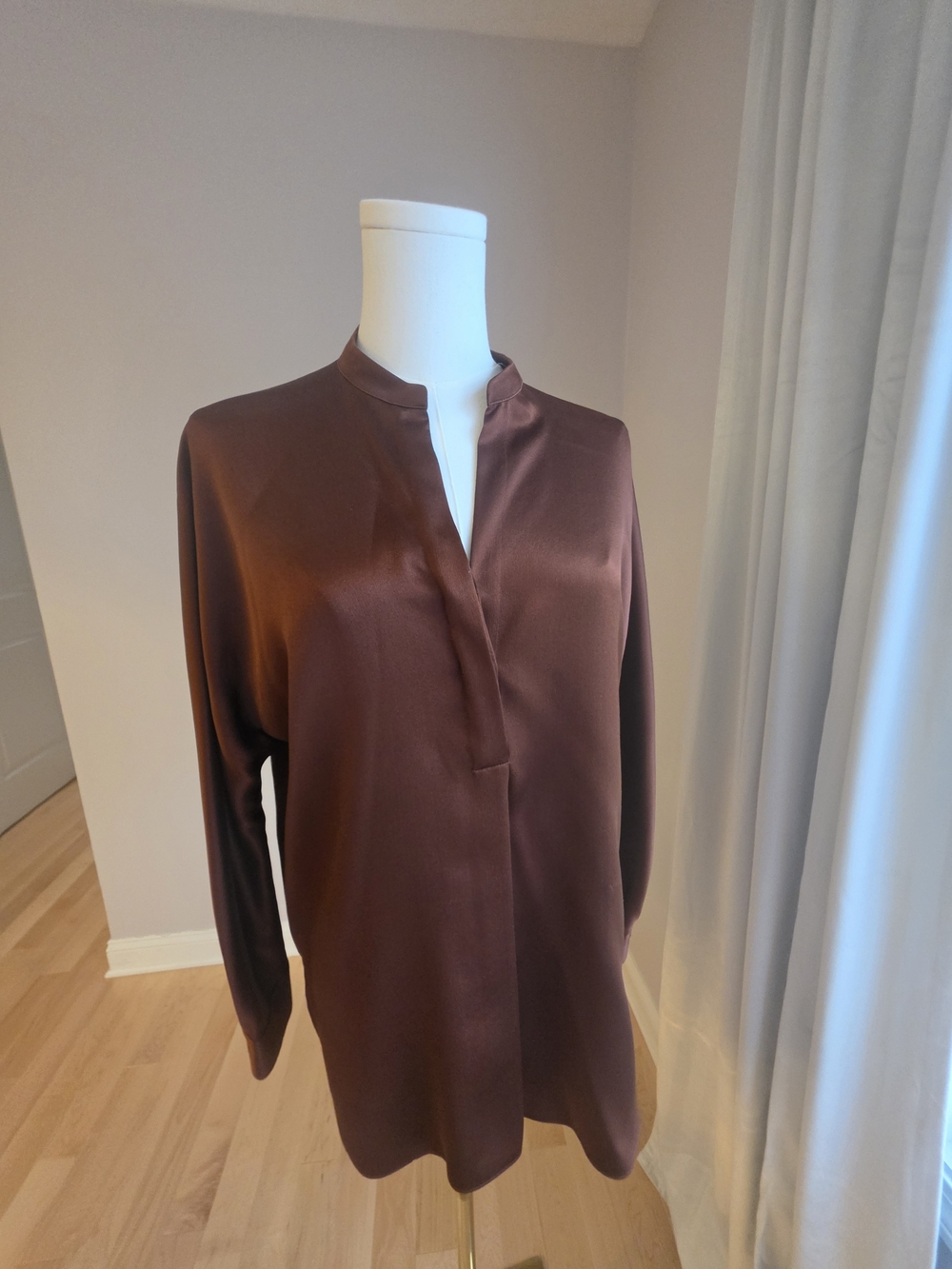 Vince Long-Sleeve Satin Split-Neck Blouse - Brown